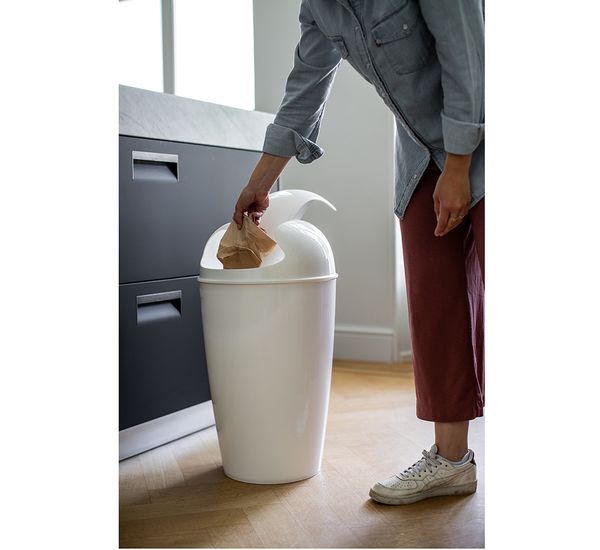 Корзина для мусора с крышкой Del Organic, 30 л, молочная, Koziol, изображение 6