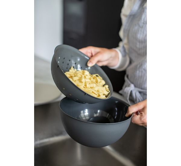 Миска Palsby, Organic, 2 л, темно-серая, Koziol, изображение 3